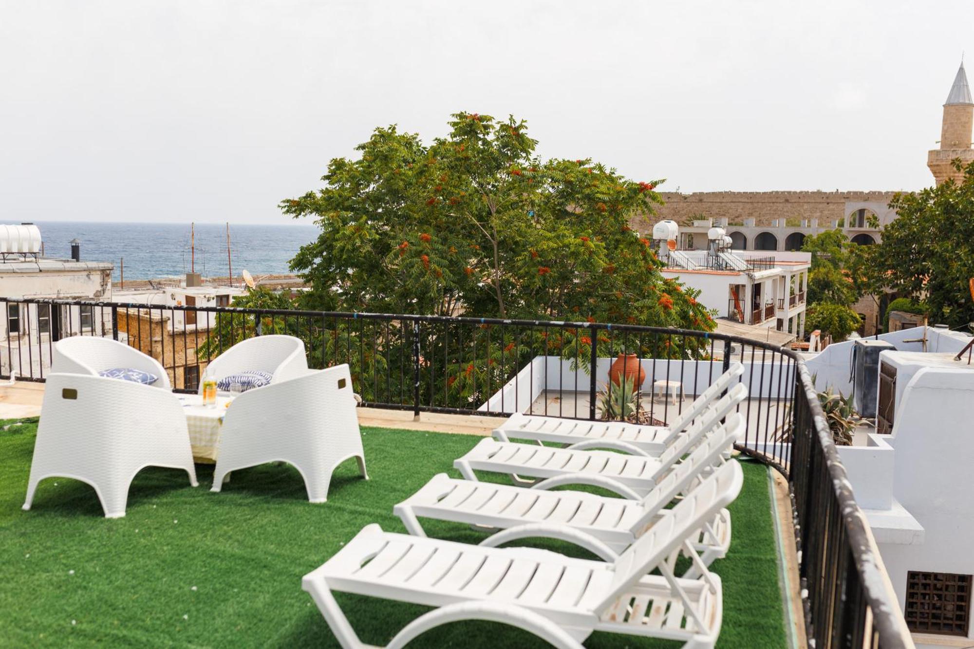 Homelike Guest House Kyrenia  Esterno foto