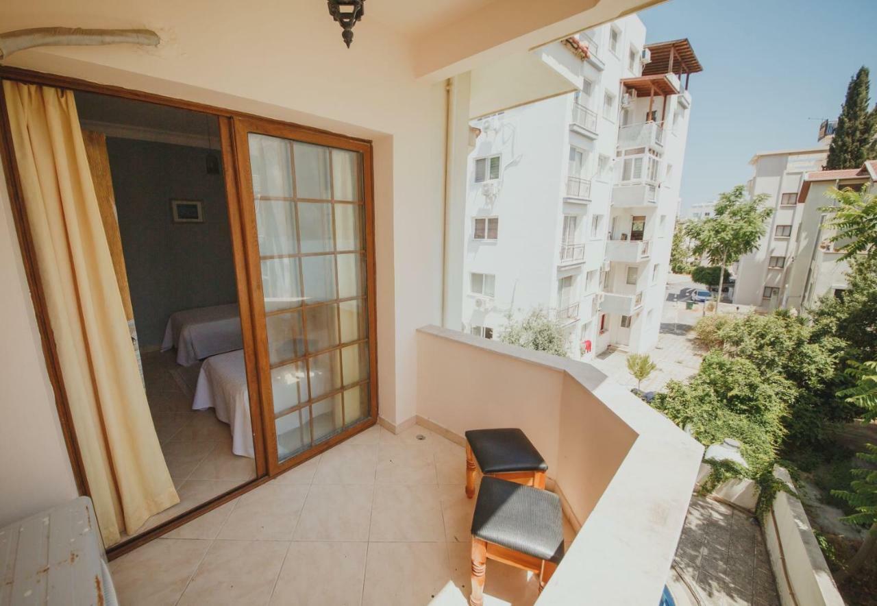 Homelike Guest House Kyrenia  Esterno foto